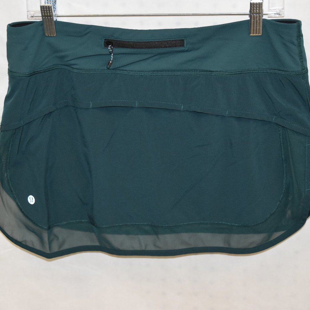 Lululemon Hotty Hot Skirt Size 10 Spruce Green